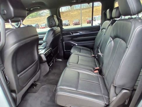 Used 2022 Jeep Wagoneer Series I w/ Convenience Group I AWD/4WD image 13