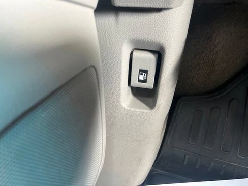 Used 2011 Honda Odyssey EX image 30