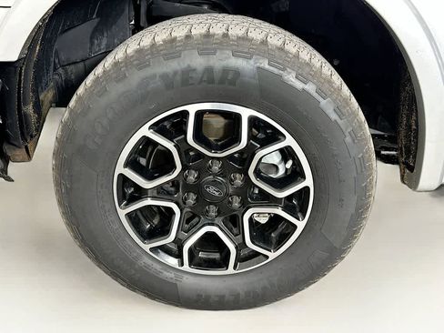 Used 2018 Ford F150 Lariat image 8