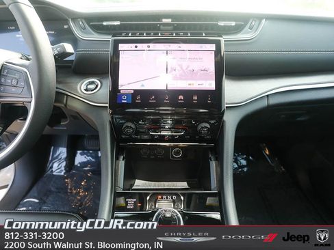 New 2025 Jeep Grand Cherokee L Limited image 14