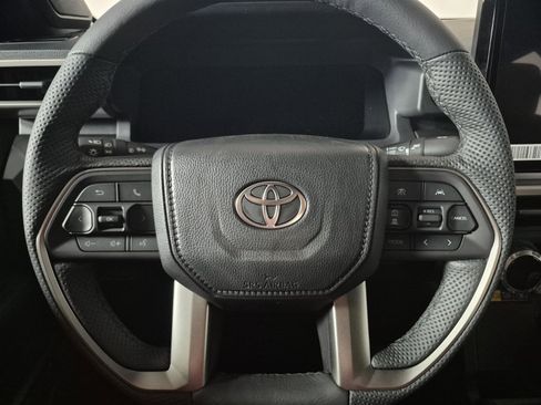 New 2026 Toyota Tacoma TRD Off-Road AWD/4WD image 18