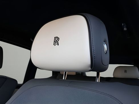 New 2026 Rolls-Royce Cullinan AWD/4WD image 16