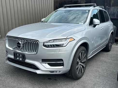 Used 2023 Volvo XC90 B6 Plus AWD/4WD image 3