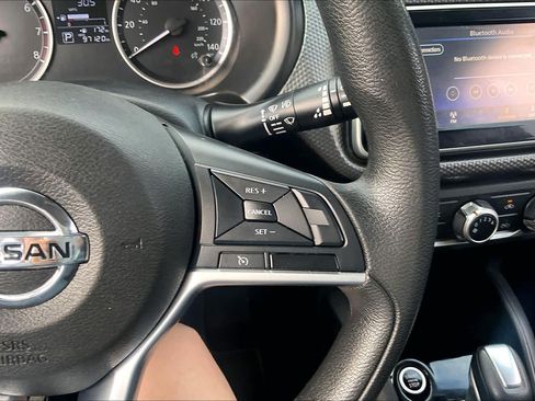 Used 2020 Nissan Kicks S FWD image 24