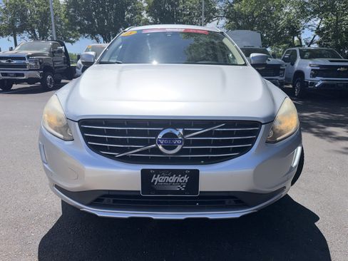 Used 2015 Volvo XC60 T6 Premier Plus image 3