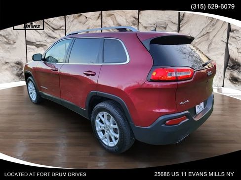 Used 2016 Jeep Cherokee Latitude w/ Comfort/Convenience Group AWD/4WD image 7