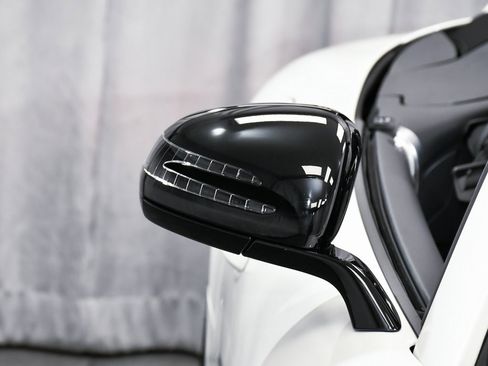 Used 2018 Mercedes-Benz AMG GT Roadster image 74