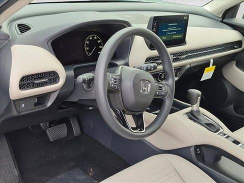 New 2027 Honda HR-V LX image 3