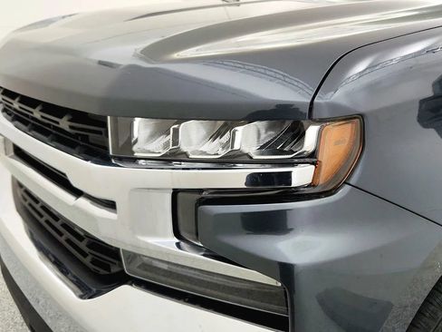 Used 2021 Chevrolet Silverado 1500 LT AWD/4WD image 33