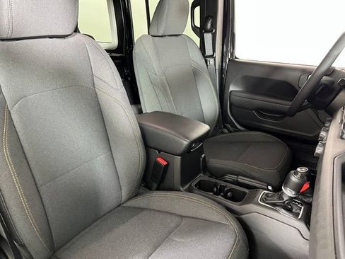 Used 2026 Jeep Wrangler Unlimited Sport AWD/4WD image 42