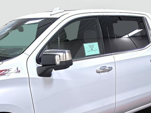 New 2026 Chevrolet Silverado 1500 LTZ w/ Z71 Off-Road Package AWD/4WD image 8
