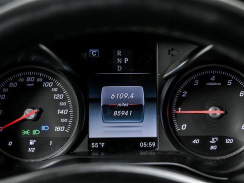 Used 2017 Mercedes-Benz C 300 Cabriolet image 24