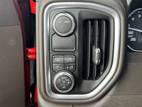 Used 2021 GMC Sierra 1500 SLT RWD image 20