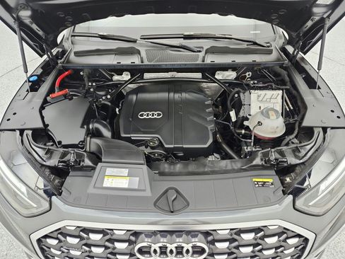 Used 2023 Audi Q5 2.0T Premium Plus w/ Premium Plus Package AWD/4WD image 31