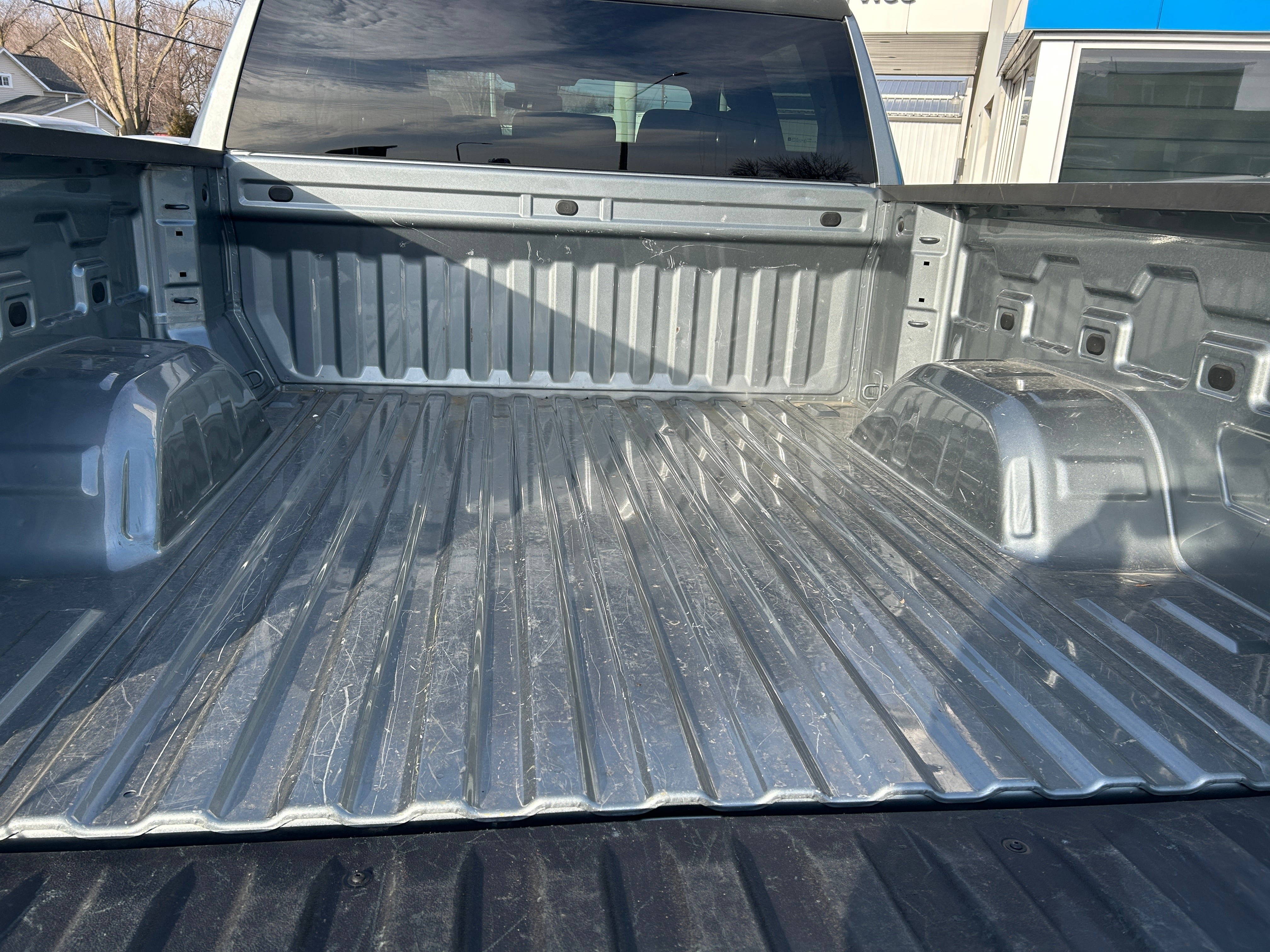 Used 2026 GMC Sierra 1500 SLT AWD/4WD image 9