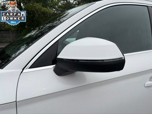 Used 2023 Audi Q5 2.0T Premium w/ Convenience Package AWD/4WD image 14