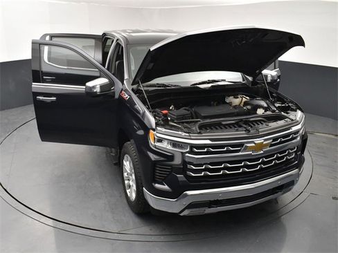 Used 2024 Chevrolet Silverado 1500 LTZ w/ LTZ Convenience Package II image 25
