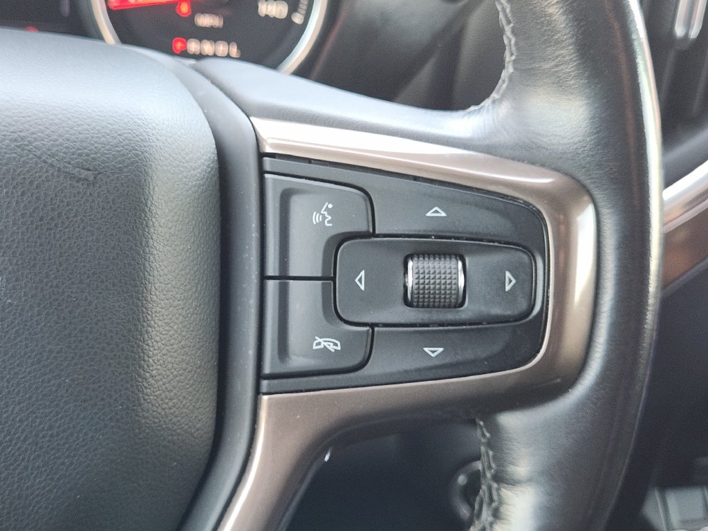 Used 2020 Chevrolet Silverado 2500 High Country w/ Technology Package AWD/4WD image 31