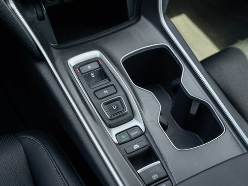 Used 2022 Honda Accord Sport image 29