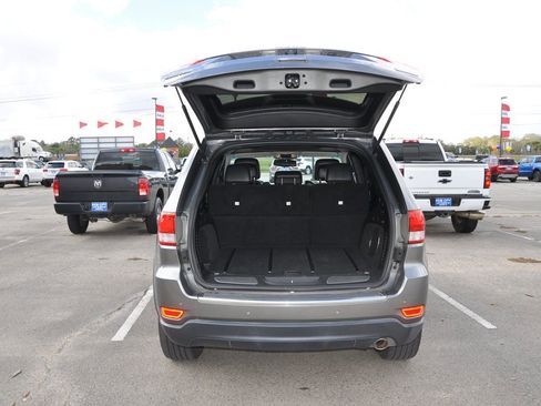 Used 2013 Jeep Grand Cherokee Limited image 22