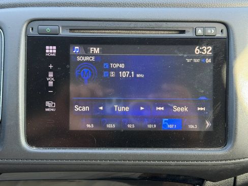 Used 2018 Honda HR-V EX image 43
