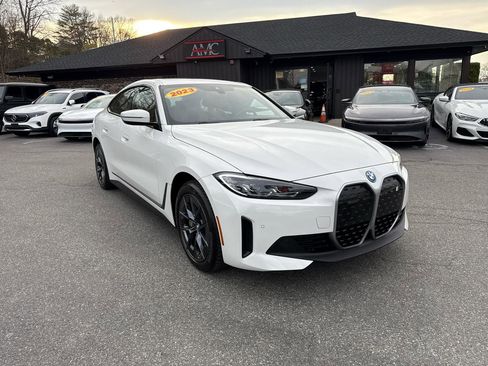 Used 2023 BMW i4 eDrive35 w/ Premium Package image 14