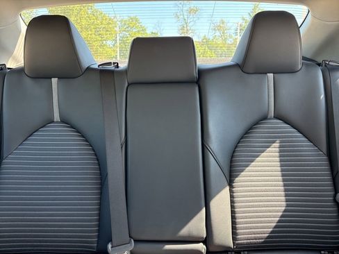 Used 2024 Toyota Camry SE FWD image 18