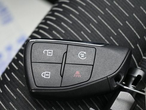 Used 2025 Chevrolet Equinox LT AWD/4WD image 29