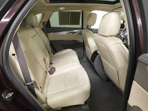 Used 2021 Cadillac XT5 Premium Luxury AWD/4WD image 32