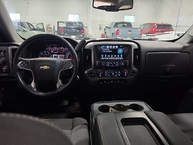 Used 2017 Chevrolet Silverado 1500 LT w/ All Star Edition AWD/4WD image 4