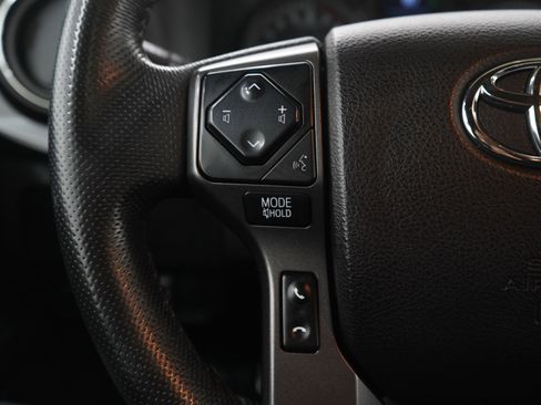 Used 2021 Toyota Tacoma TRD Pro AWD/4WD image 24