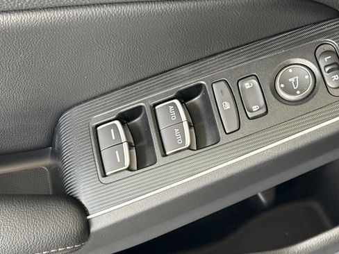 Certified 2025 Honda Civic Sport Touring image 13