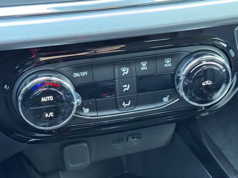 New 2026 Chevrolet Trax LT w/ Driver Confidence Package FWD image 19