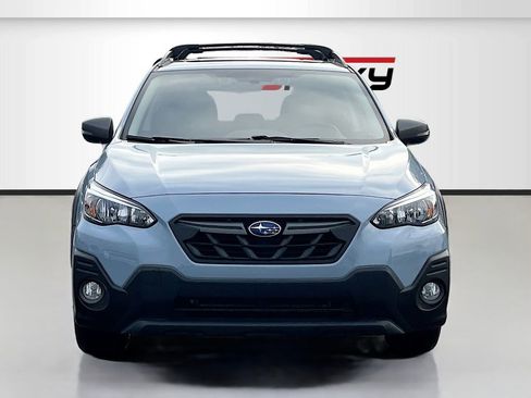 Used 2022 Subaru Crosstrek 2.5i Sport w/ Moonroof Package image 2