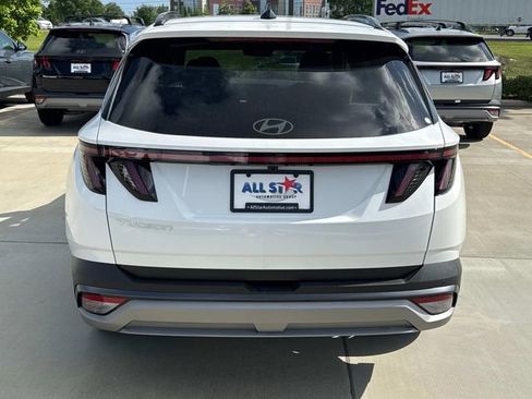 New 2026 Hyundai Tucson Limited FWD image 9