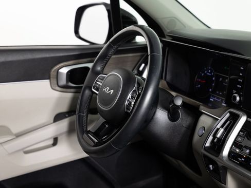 Used 2023 Kia Sorento S w/ Panoramic Sunroof Package AWD/4WD image 27
