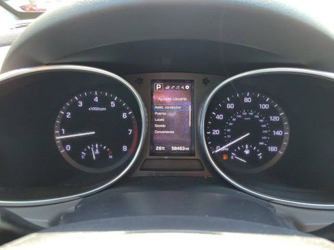 Used 2017 Hyundai Santa Fe SE w/ Ultimate Package FWD image 28