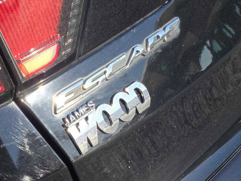 Used 2017 Ford Escape SE image 10