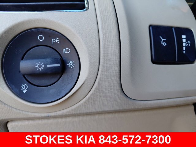 Used 2019 Ford Flex Limited FWD image 19