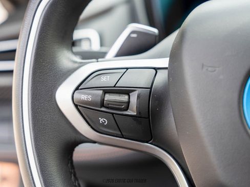 Used 2019 BMW i8 Coupe image 64