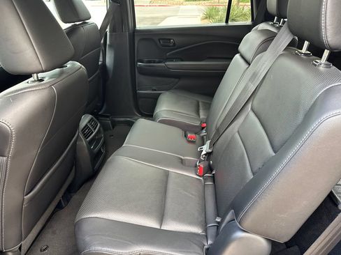 Used 2023 Honda Passport EX-L image 33