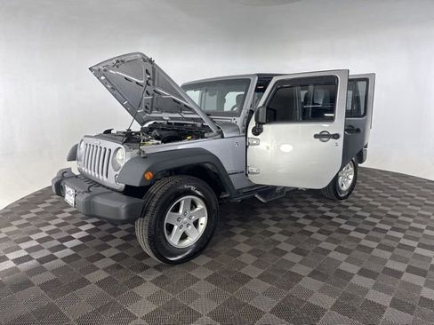 Used 2014 Jeep Wrangler Unlimited Sport w/ Trailer Tow Group AWD/4WD image 12