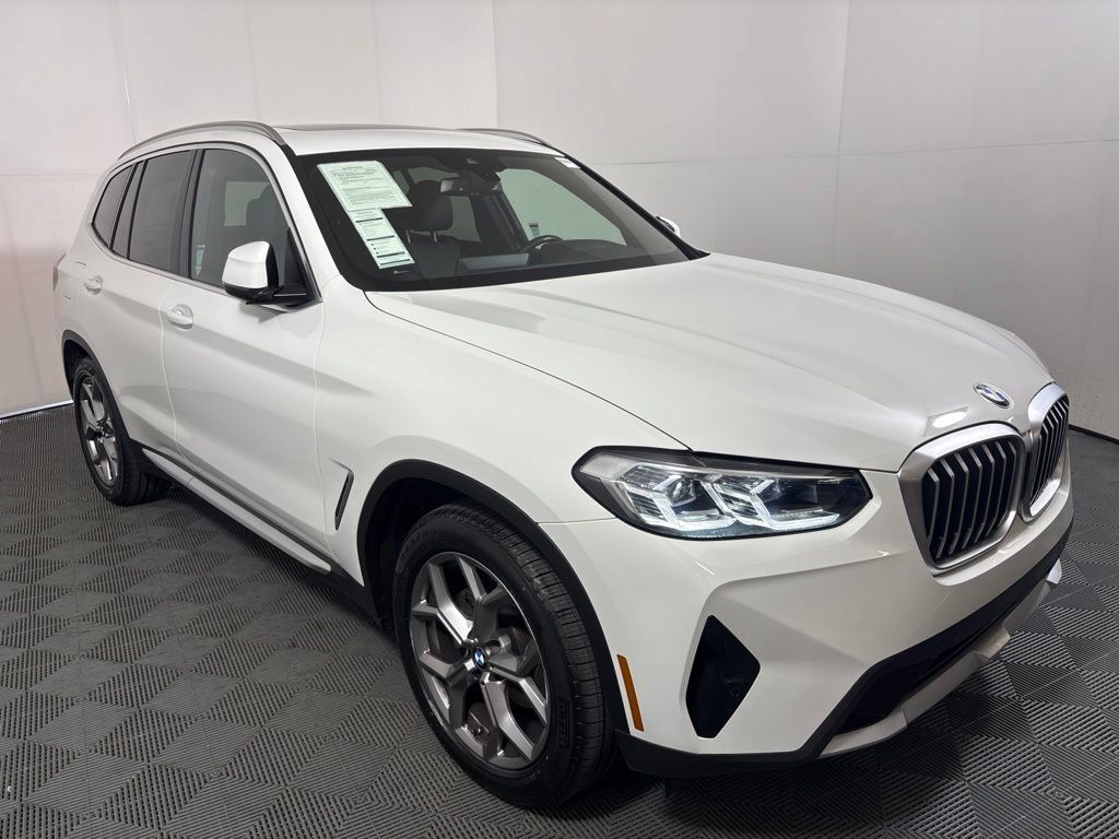 Certified 2023 BMW X3 sDrive30i w/ Convenience Package RWD image 4