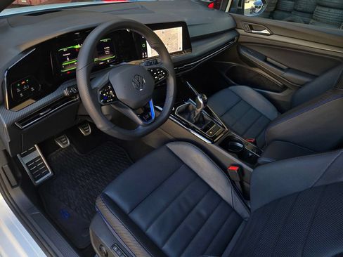 Certified 2024 Volkswagen Golf R AWD/4WD image 12