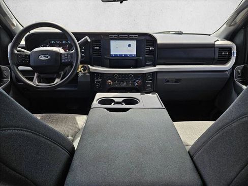 Used 2024 Ford F350 XLT image 16