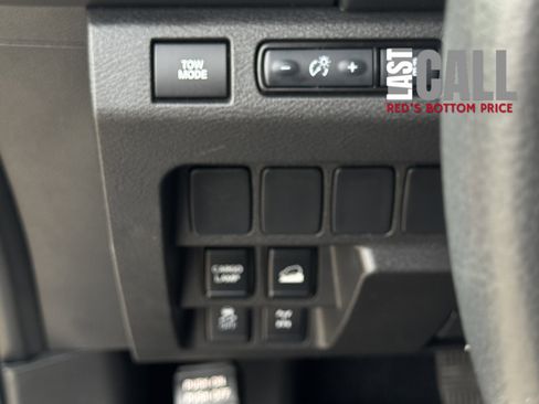 Used 2024 Nissan Frontier PRO-4X w/ Off-Road Protection Package image 21