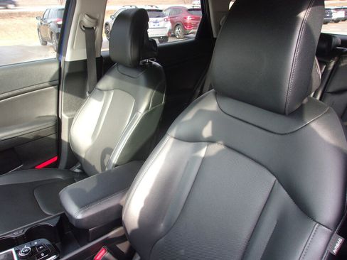 Used 2023 Kia Sportage EX image 12