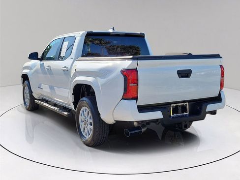 Used 2024 Toyota Tacoma SR5 image 4