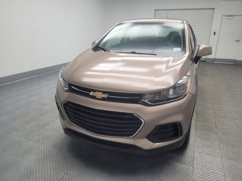 Used 2018 Chevrolet Trax LS AWD/4WD image 15