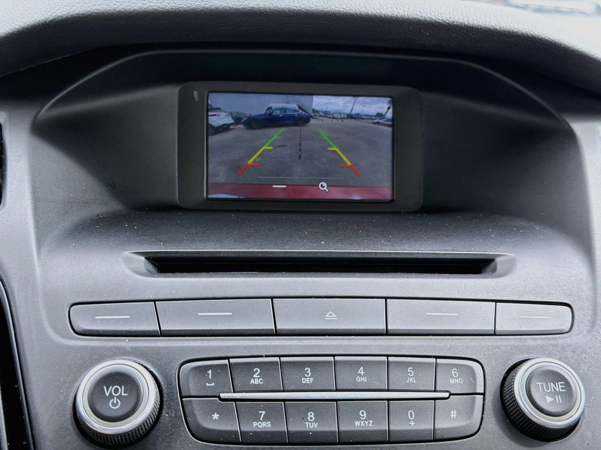 Used 2016 Ford Focus SE FWD image 28
